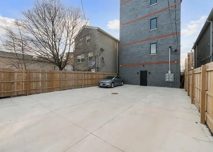 New 3bed 2bath With Parking By United Center * Chicago