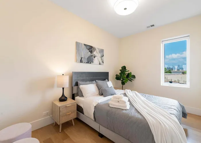 Apartment New 3bed 2bath With Parking By United Center Chicago