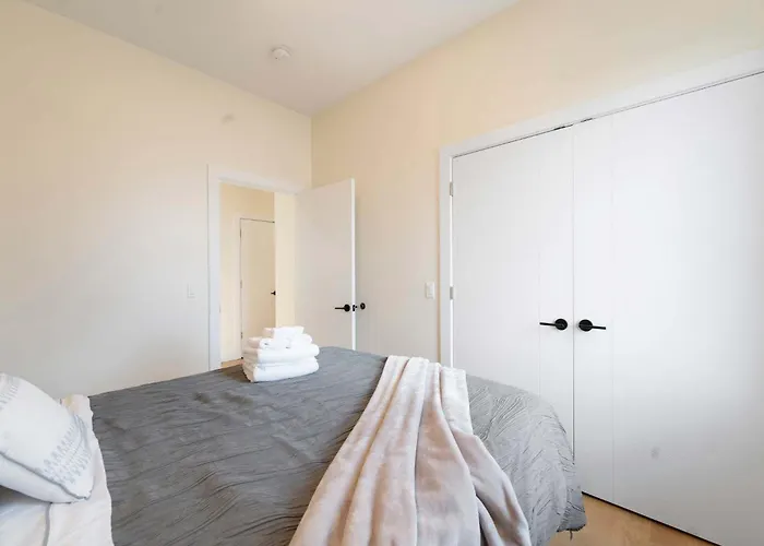 New 3bed 2bath With Parking By United Center